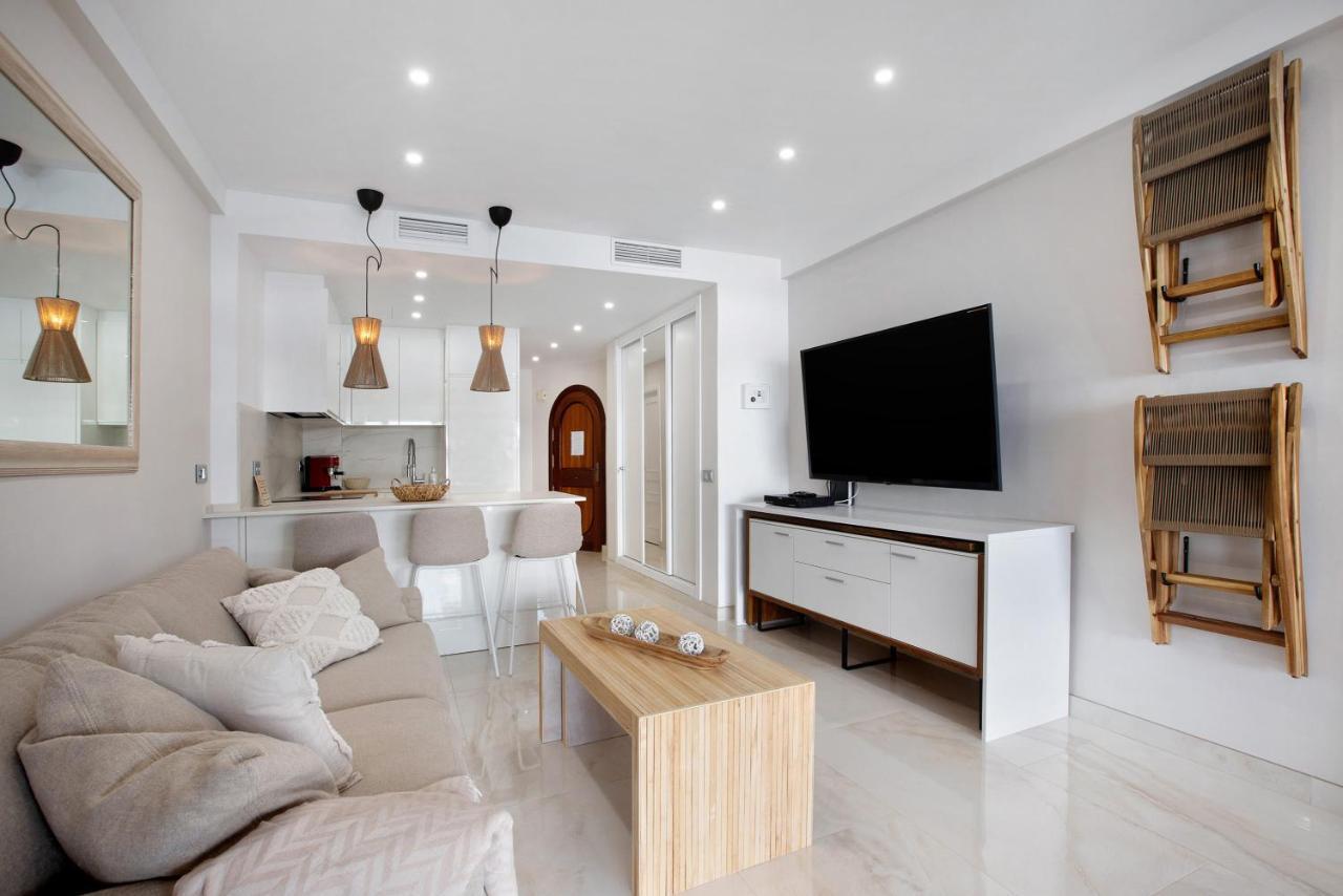 בנאלמדנה Puerto Marina Luxury Studio מראה חיצוני תמונה