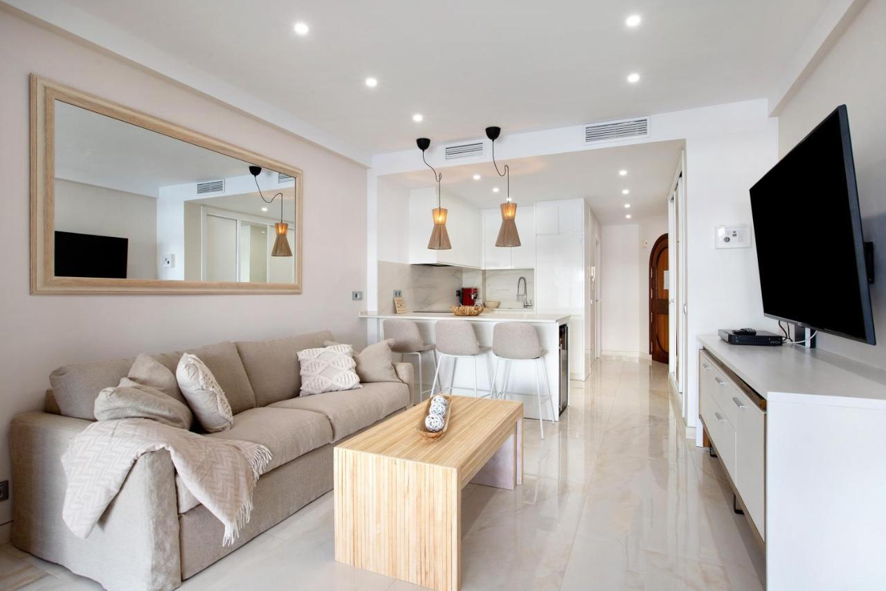 בנאלמדנה Puerto Marina Luxury Studio מראה חיצוני תמונה